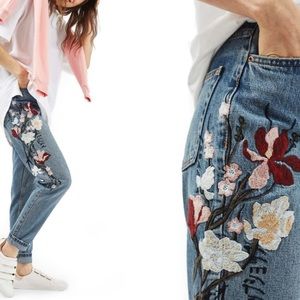 Top shop mom jeans